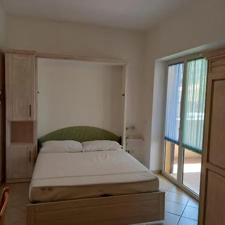 Il Roseto Aparthotel *